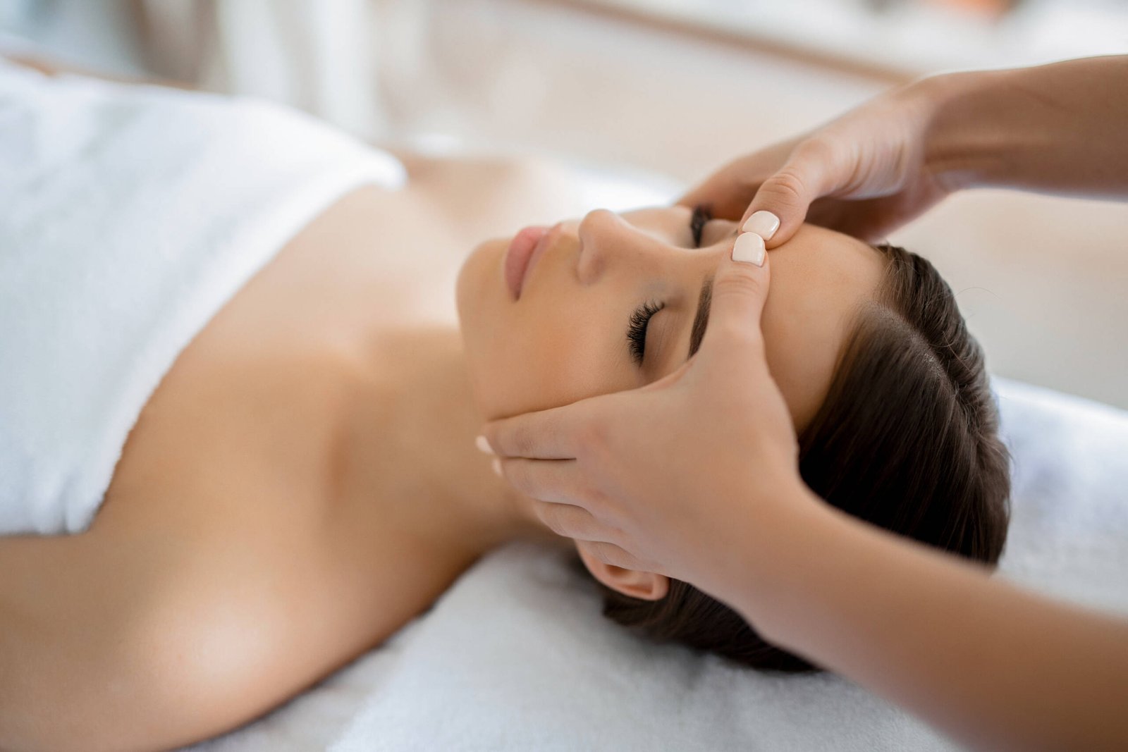 Facial & Neck Lymphatic Drainage